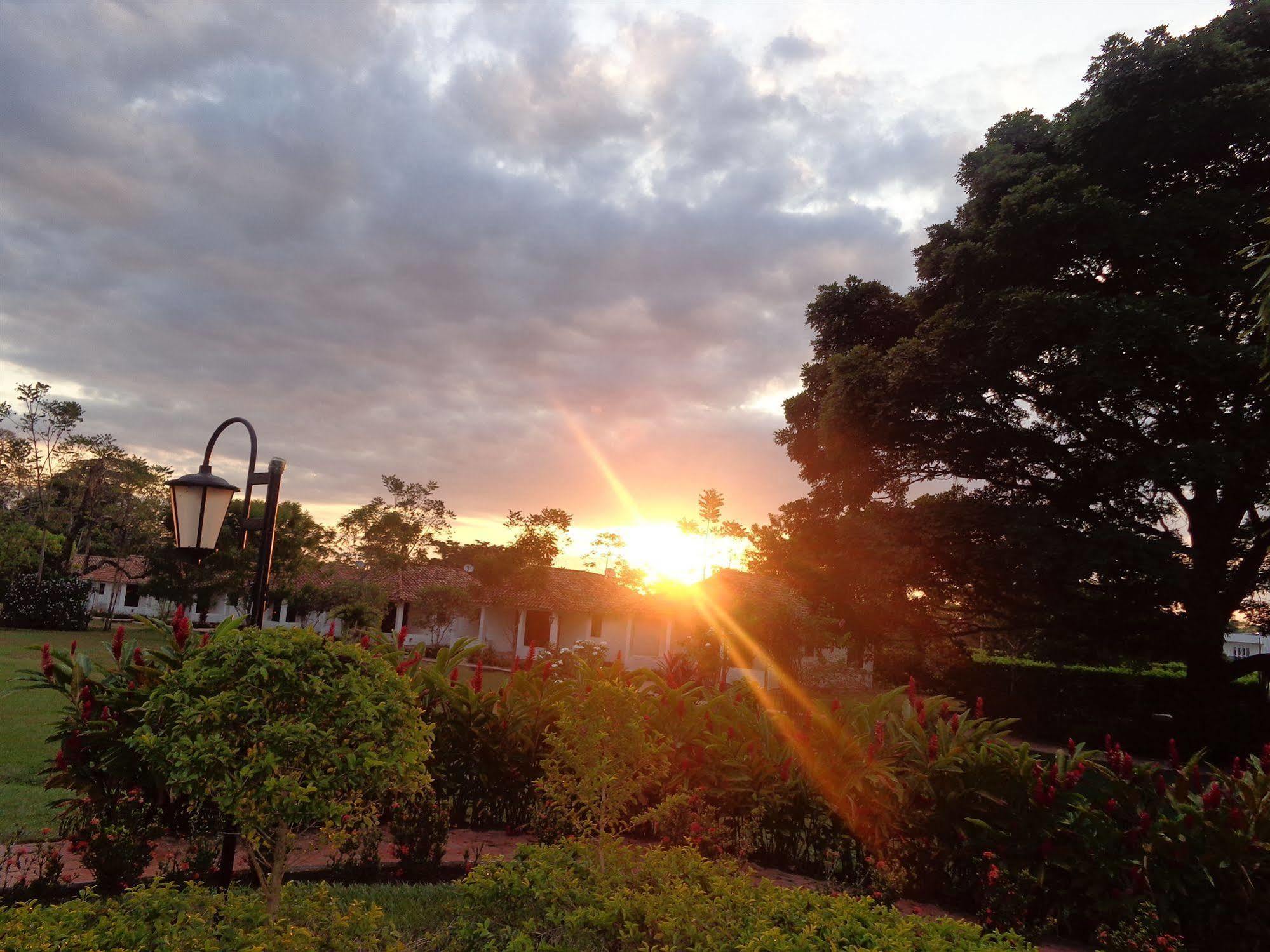 Hotel Campestre Arboretto Villavicencio Esterno foto